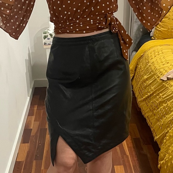 Portmans Dresses & Skirts - Portmans GENUINE LEATHER skirt